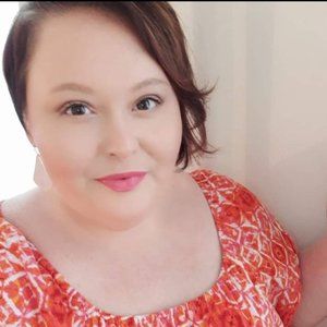 Meet your Posher, Alissa